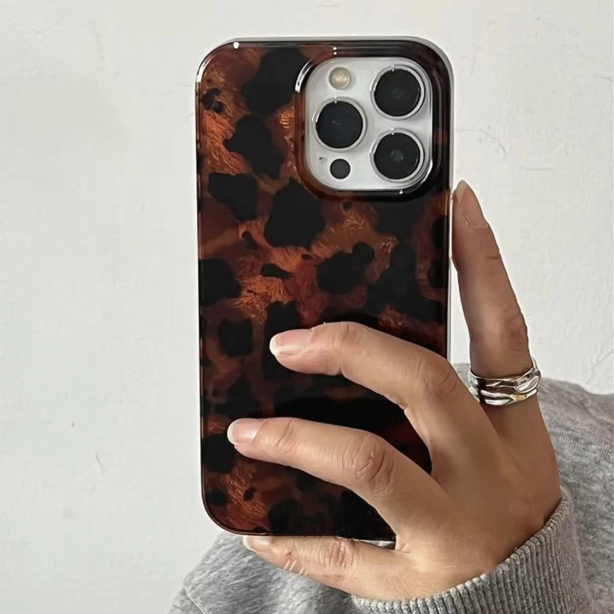 Luxury Retro iPhone Case — Amber Laser Pattern, Shockproof Soft PC+TPU Half-Wrapped Cover with Non-Slip Protection