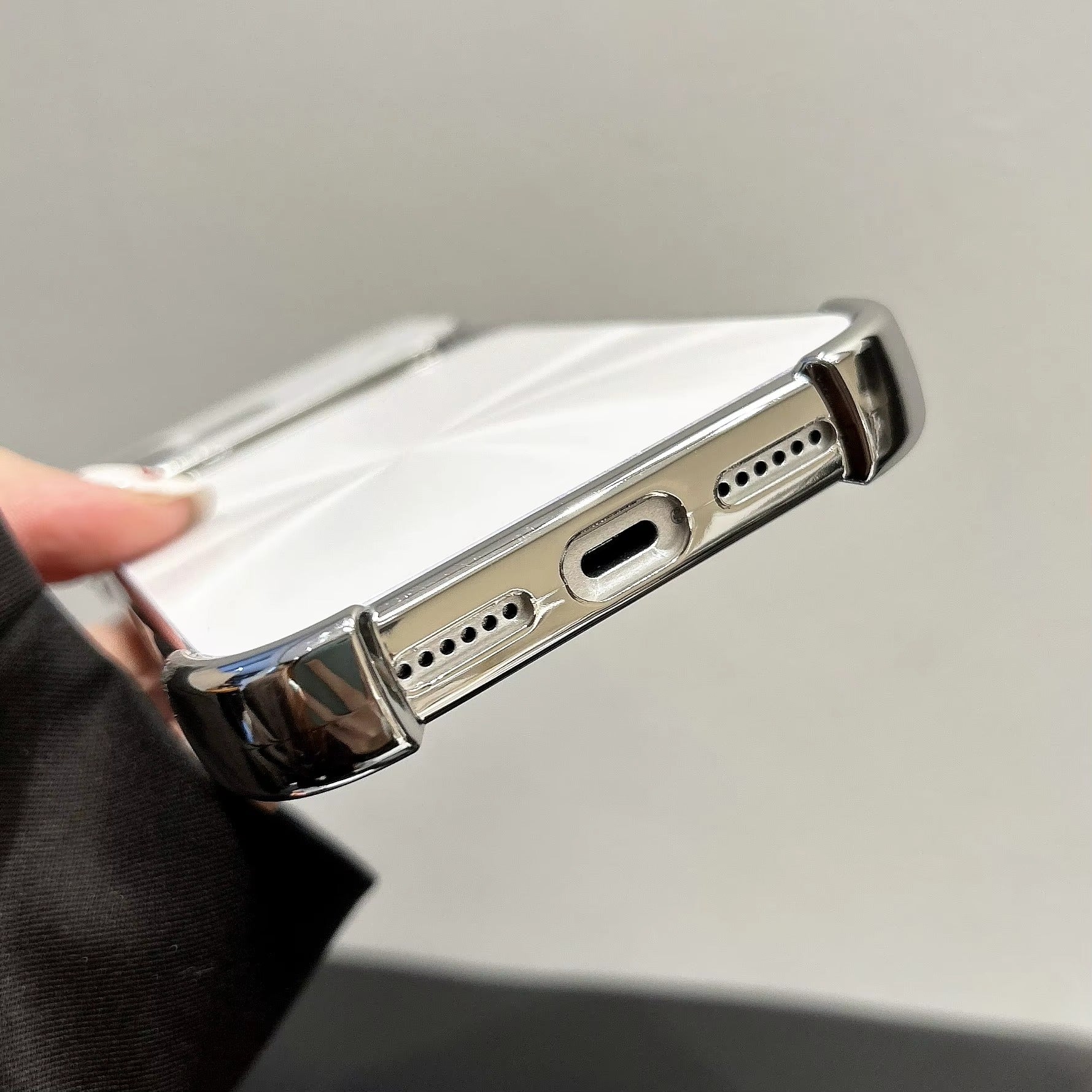 Luxury iPhone Case — 6D Colorful Aurora Electroplated PC Cover with Soft Shockproof Bumper, Large Glass Camera Window and Anti-Fingerprint Dustproof Design