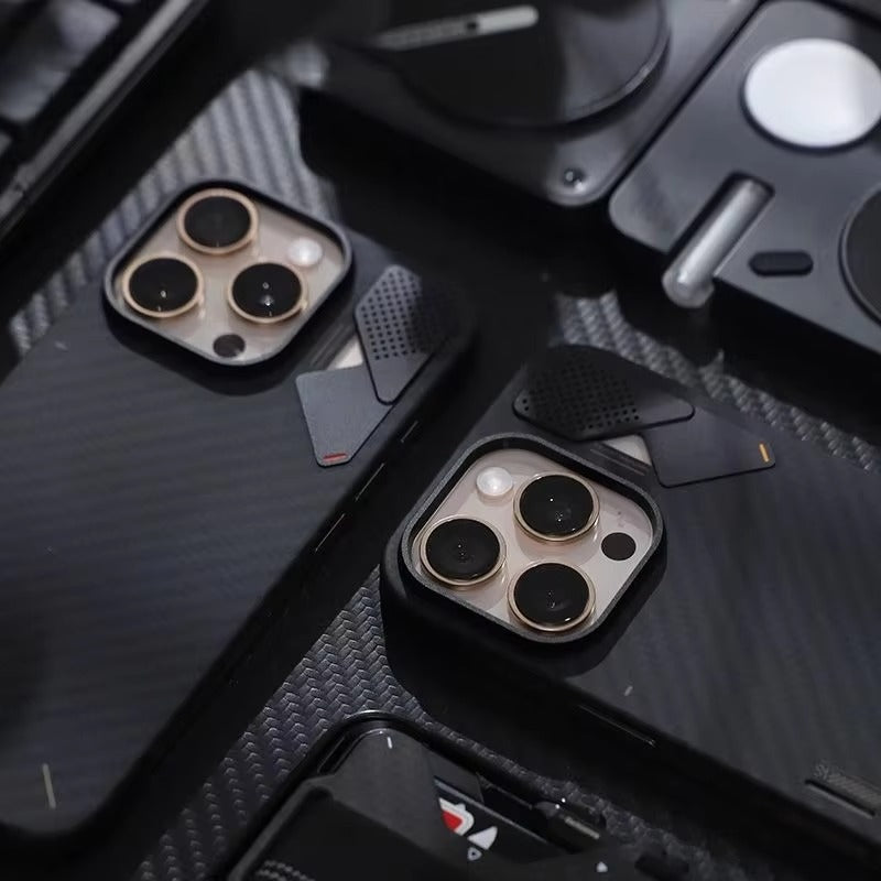 Luxury iPhone Case — Kevlar Aramid Fiber Magnetic Cover with Carbon Fiber Texture, Shockproof and Durable Protective Design