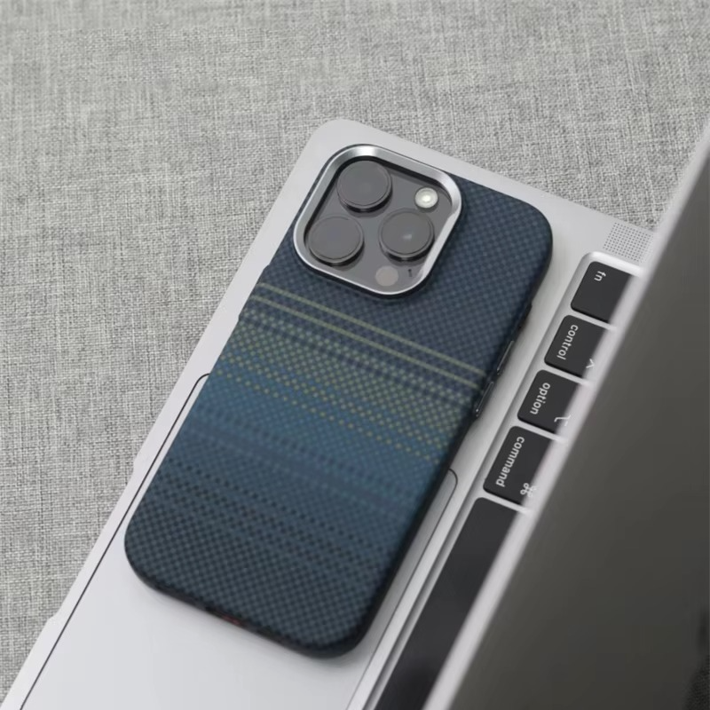 Premium Carbon Fiber Texture iPhone Case — Half-Wrapped MagSafe Compatible, Shockproof, Anti-Fingerprint, Anti-Scratch, Lightweight Wireless Charging Cover
