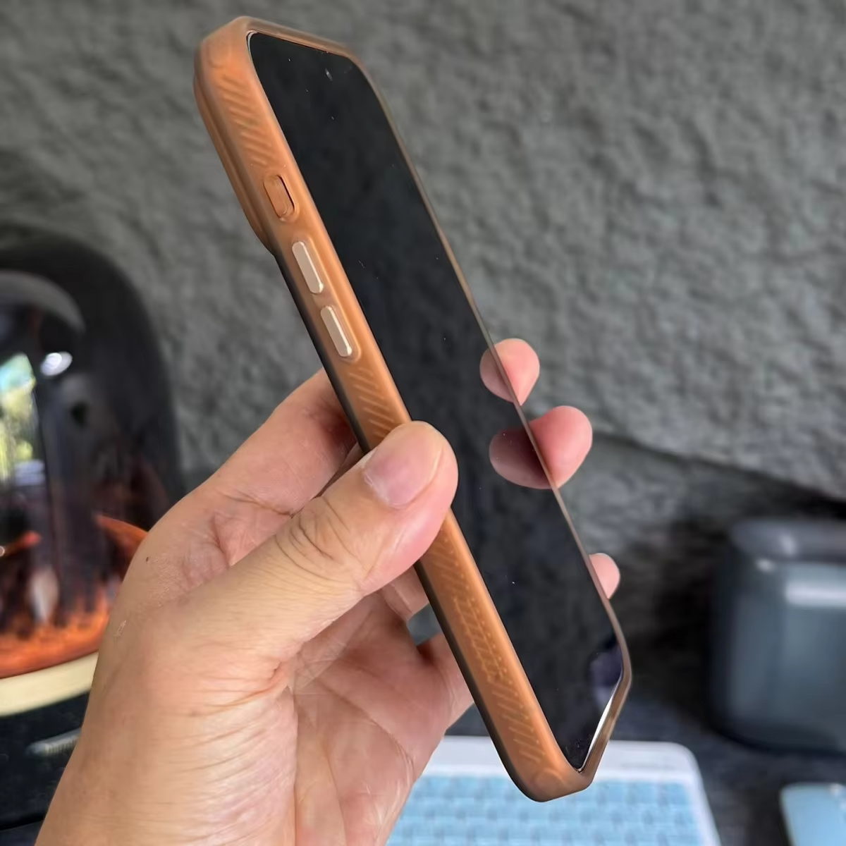 Premium Shockproof iPhone Case MagSafe Compatible — Frosted Translucent Corrugated Luggage Texture with Raised Camera Protection and Anti-Fingerprint Grip