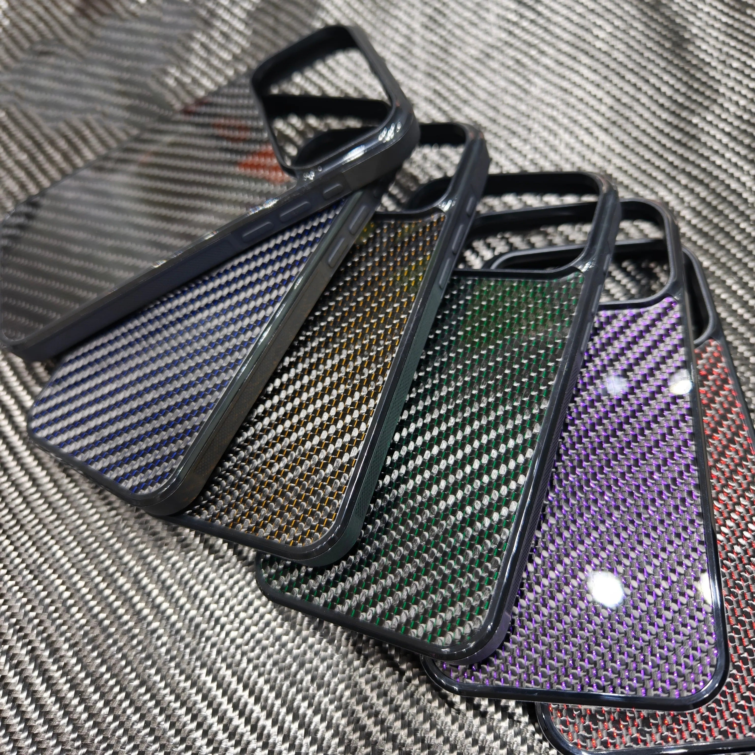 Premium iPhone Case — Real Woven Carbon Fiber MagSafe Cover with Shockproof Dual-Layer Full-Coverage Protection & Lightweight Non-Slip Design