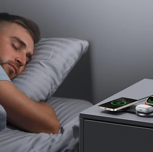 Ultra-Slim iPhone 3-in-1 Portable Wireless Charging Station, 15W Magnetic Foldable Travel Dock for Phone, Watch & Earbuds