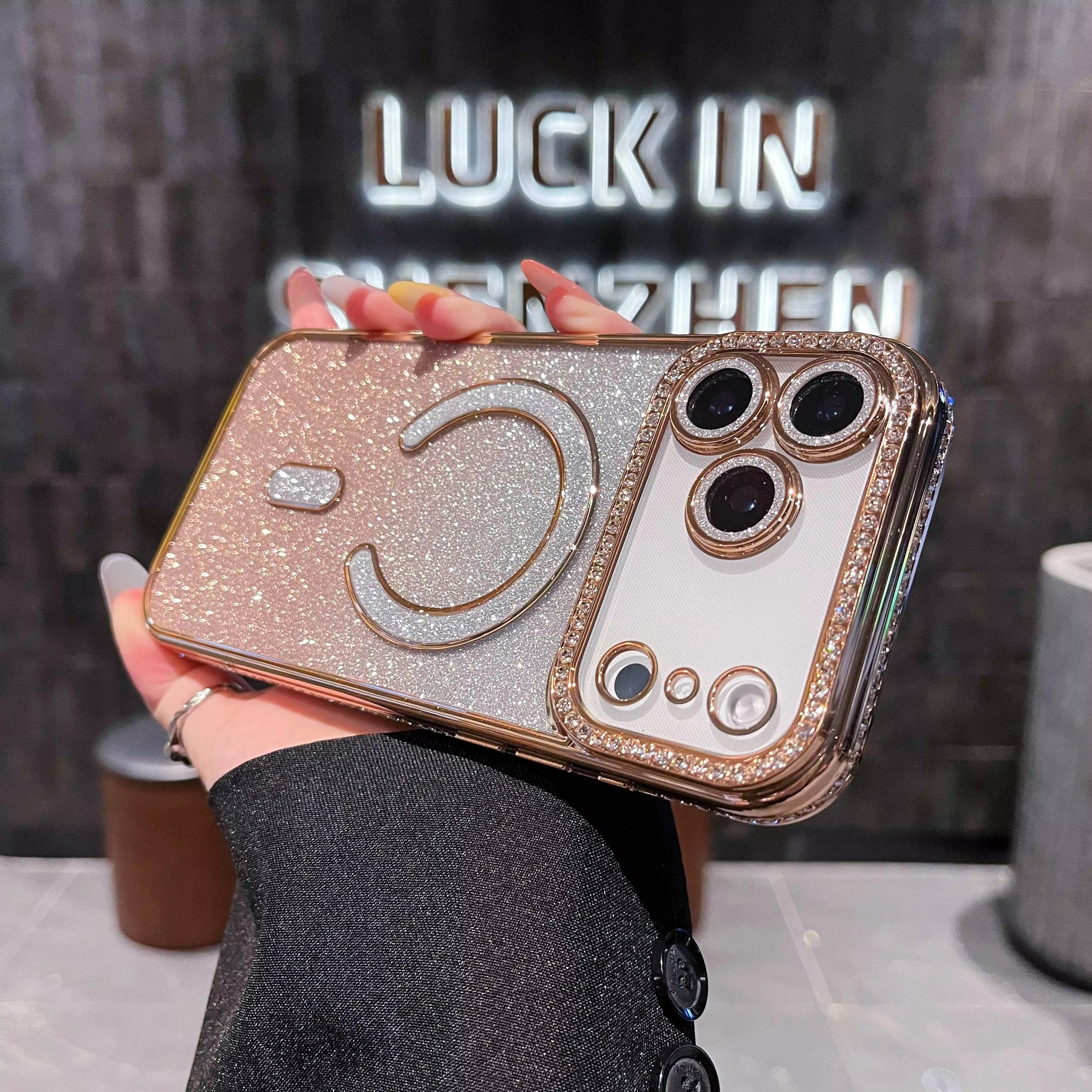 Luxury iPhone Case — Clear Magnetic MagSafe Soft Cover with Plating Design, Shockproof Anti-Scratch Silicone Build & Gradient Glitter Style for Women