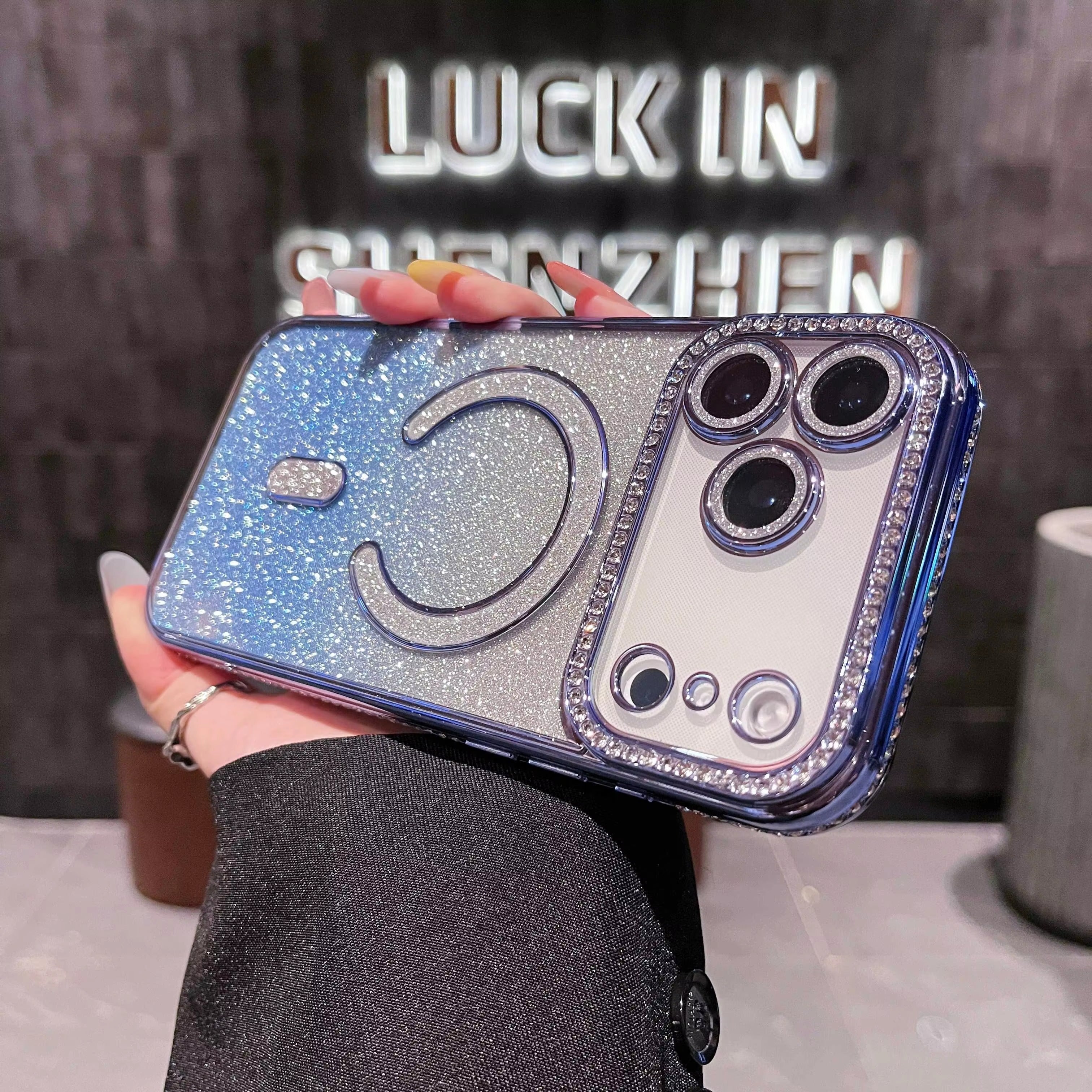 Luxury iPhone Case — Clear Magnetic MagSafe Soft Cover with Plating Design, Shockproof Anti-Scratch Silicone Build & Gradient Glitter Style for Women