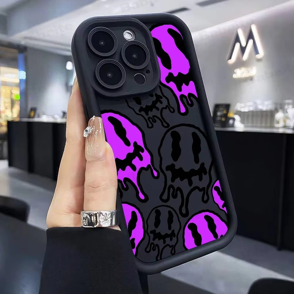 Luxury iPhone Case — Fashion Smile Face Pattern Silicone Cover with Soft-Touch Finish, Lightweight Protection & Everyday Grip Design