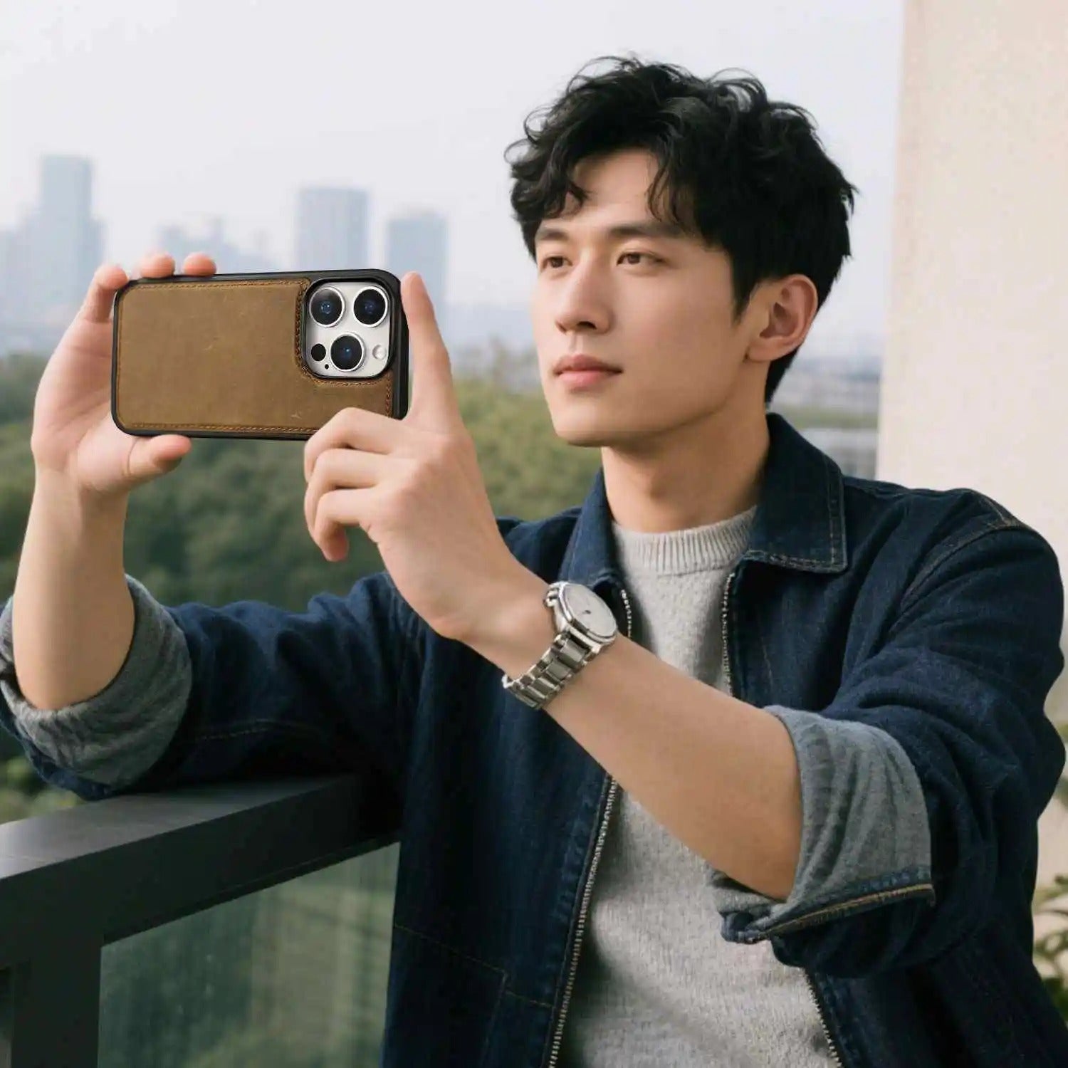 Premium iPhone Case — Vintage Crazy Horse Genuine Leather Magnetic Cover with Full-Coverage Shockproof Protection, Anti-Scratch Non-Slip Retro Design